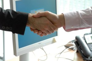 Home Mediation in Dordrecht: neutrale mediator faciliteert gesprek tussen twee partijen voor vreedzame conflictoplossing