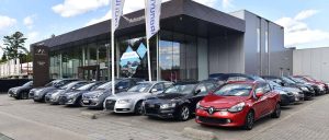 Home Professionele garage voor uw onderhoud met moderne diagnoseapparatuur en ervaren monteurs