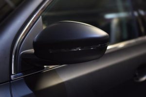 Home Matte zwarte afwerking op auto na dippen als voorbeeld van voertuig dippen met spraydip coating